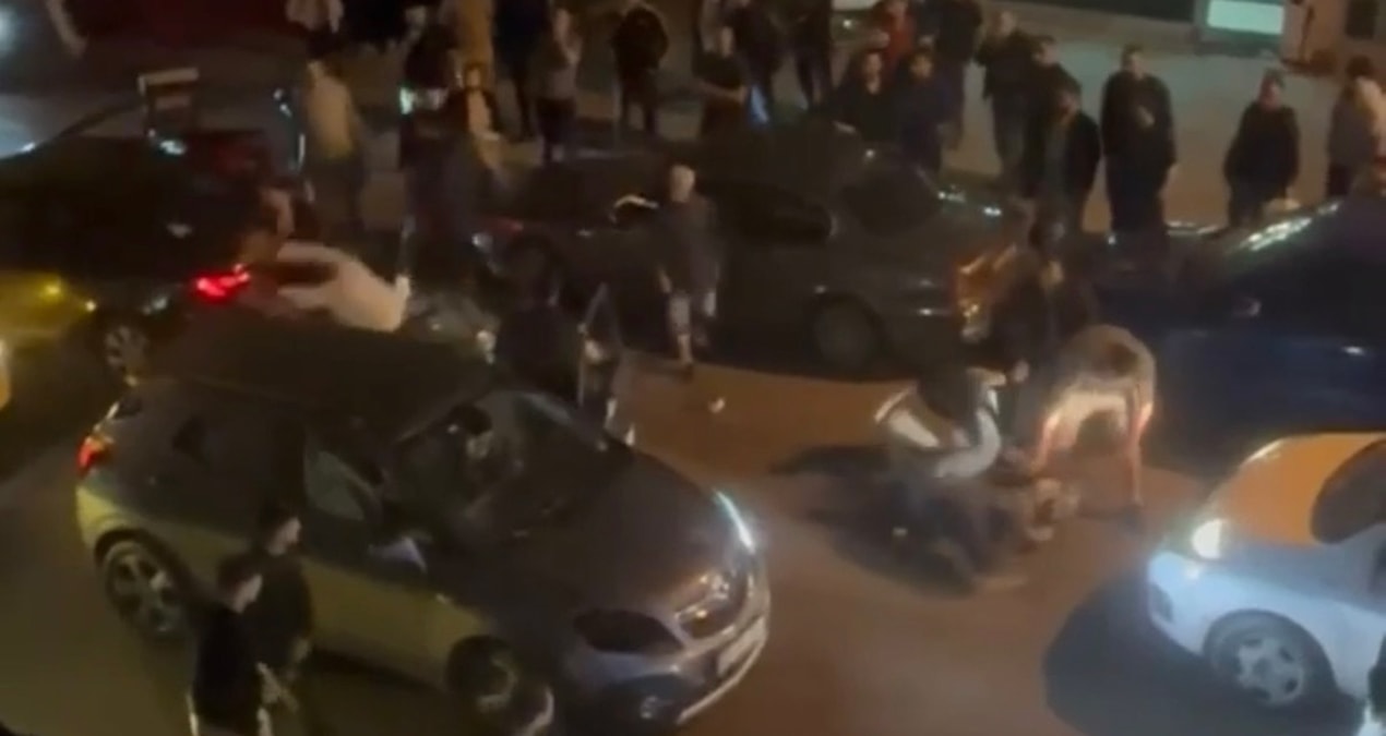 Son Gelişme: Trafikte terör estirdiler, unutamayacakları bir ceza yediler - Son Dakika Haberleri: Gelişmeler T