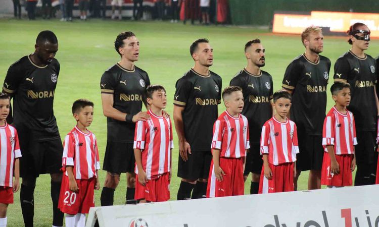 Son Gelişme: Trendyol 1. Lig açılışında Boluspor evinde Manisa FK'ya 2-1 mağlup - Son Dakika ve Merak Edilenle