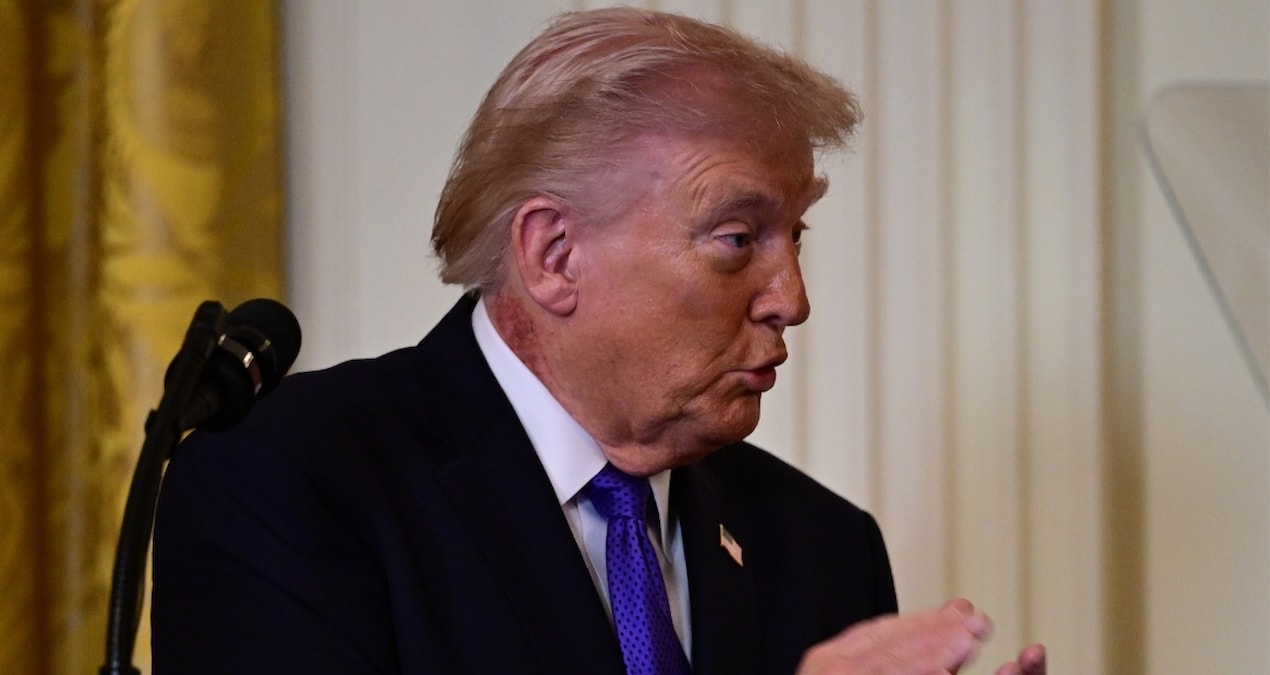 Trump'ın boynundaki gizemli kızarıklık - Son Dakika Haberleri - Son Dakika Bilgileri