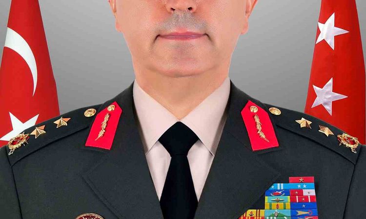 Son Gelişme: TSK'da 205 general ve amiral ataması: Erzincan'da üst düzey görev değişimi - Son Dakika: Gelişmel