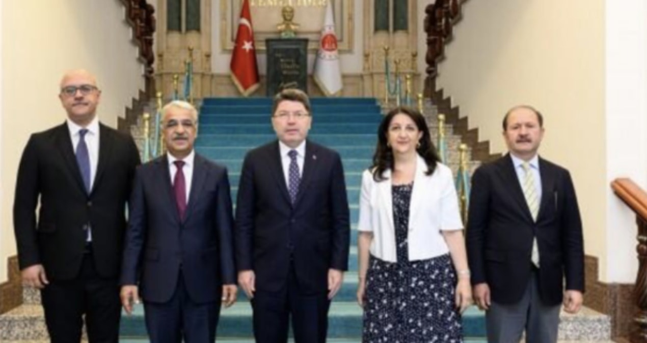 Tunç-İmralı heyeti neler konuştu? - En Son Haber - Son Dakika Bilgileri