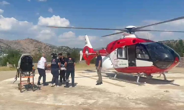 Sıcak Gündem: Tunceli'de El Travması: Ambulans Helikopterle Malatya'ya Sevk - Son Dakika Haberleri: Gelişmeler