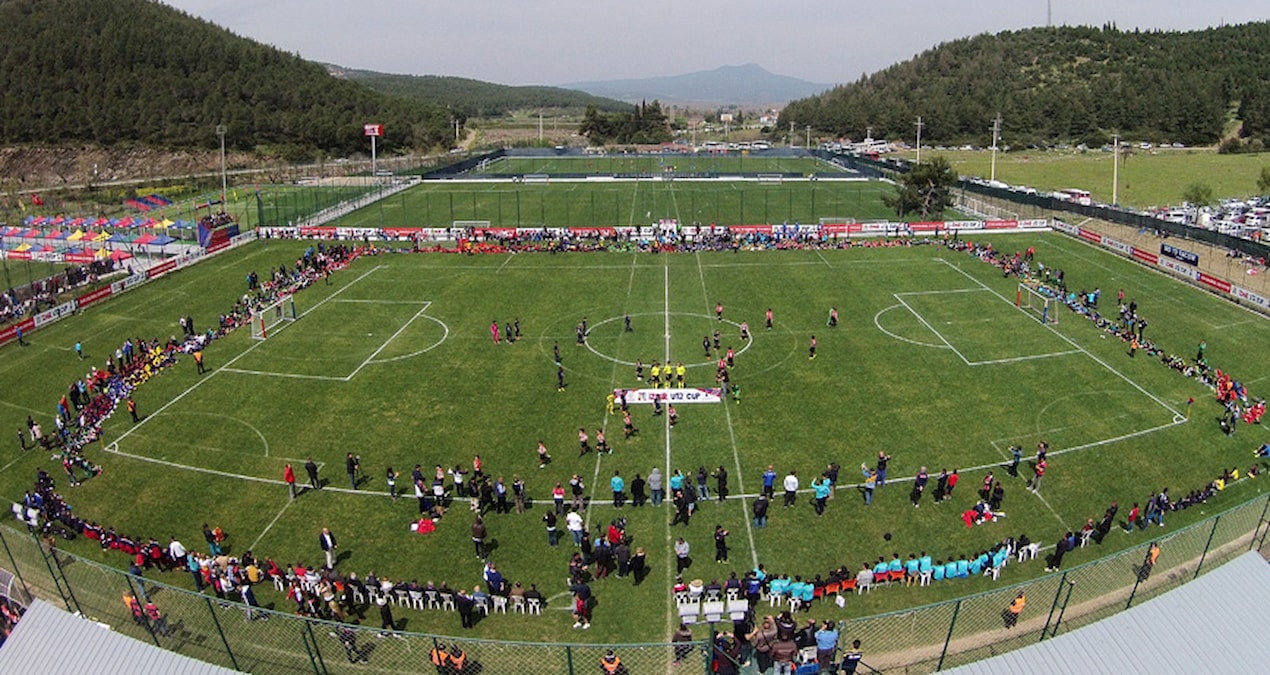 Kritik Açıklama: Türk futbolunun 103 yıllık çınarı, ligden çekildi - Son Dakika Haberleri - Son Dakika Bilgile