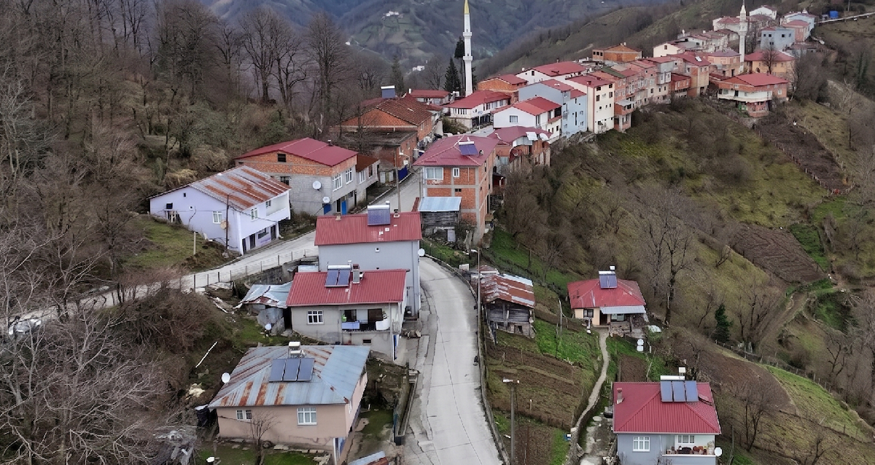 Gündemden Son Bilgiler: Türkiye'nin en kısa şehirlerarası yolculuğu: Birkaç adım yetiyor - Son Dakika Haberler