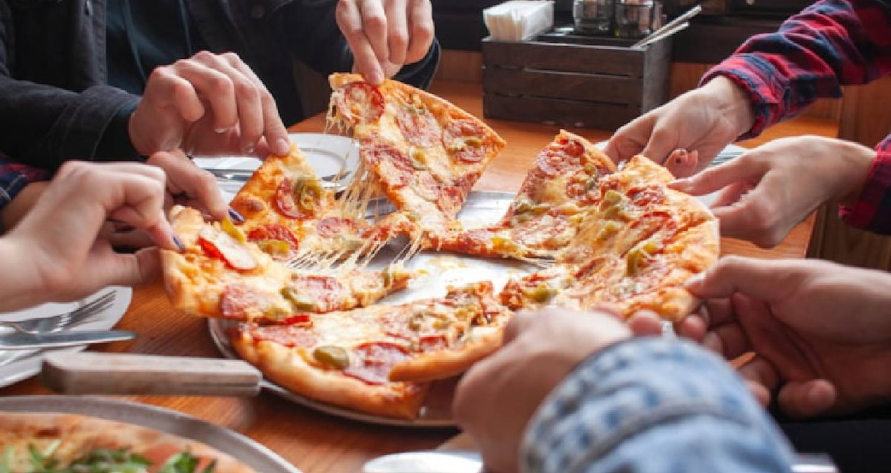 Türkiye'de de şubeleri olan pizza zinciri yüzlerce şubesini kapatıyor - Haberleri | İşte Tüm Ayrıntılar