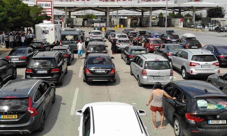 Ayrıntılar Netleşti: Türkiye'de yeni uygulama resmen start aldı! Bunu yapmayan sınırdan geçemeyecek - Son Daki