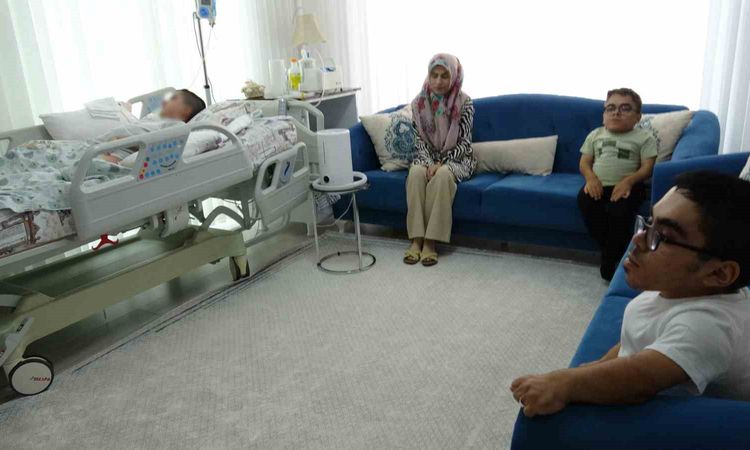 Kritik Açıklama: Üç Engelli Çocuğun Kahraman Annesi: 'Yoruldum, Yardım Bekliyorum' - Son Dakika Haberleri: Gel