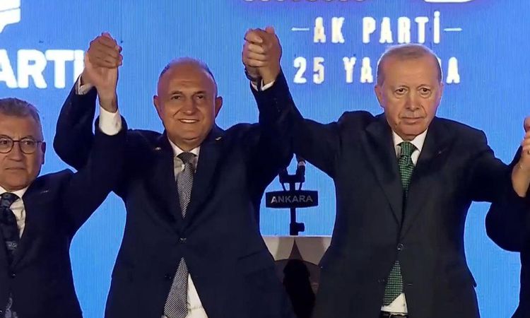 Sıcak Gündem: Üç milletvekili AK Parti'ye katıldı - Haberleri ve Merak Edilenler