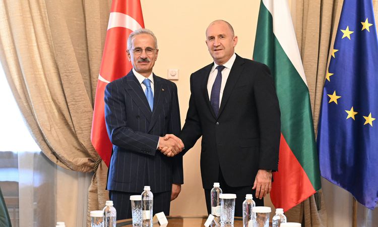 Ulaştırma ve Altyapı Bakanı Uraloğlu, Bulgaristan Başbakanı Radev ile görüştü - Son Dakika ve Merak Edilenler