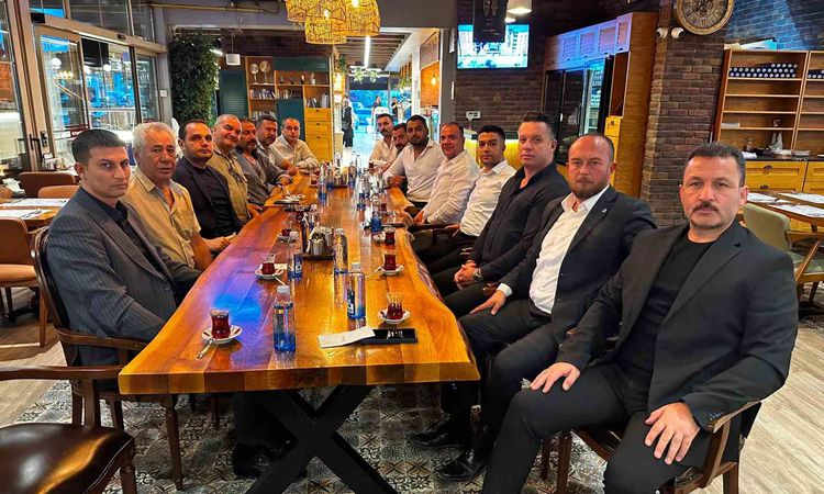Ayrıntılar Netleşti: Ülkü Ocakları'nda eski başkanlar buluştu - Haberleri | İşte Tüm Ayrıntılar