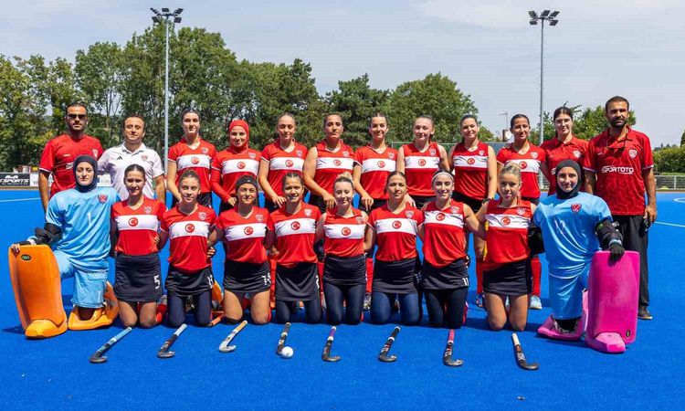 Gündemden Son Bilgiler: Ümit Milli Kadın Hokey Takımı Avrupa 4’üncüsü oldu - Son Dakika - Son Dakika Bilgileri