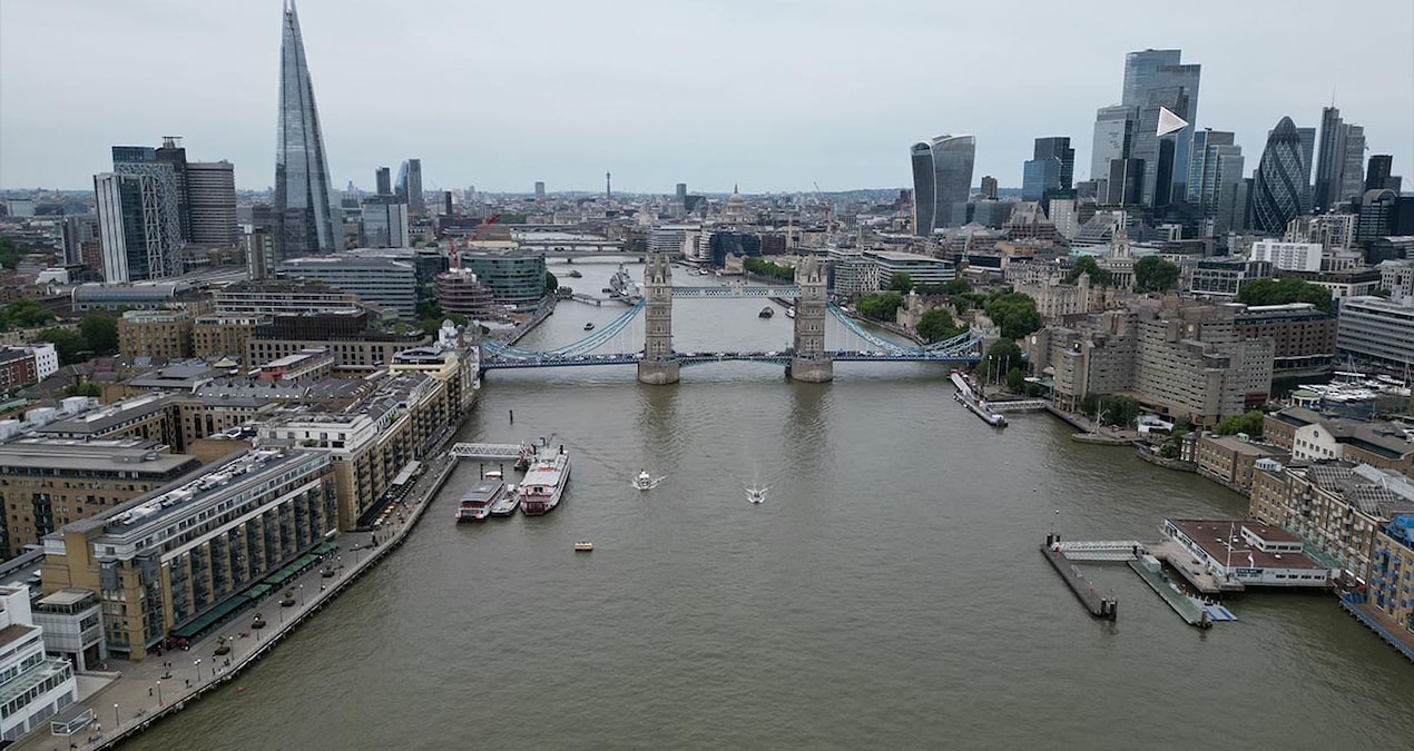 Son Gelişme: Ünlü Thames Nehri bu hale geldi - Son Dakika Haberleri: Gelişmeler Takip Ediliyor