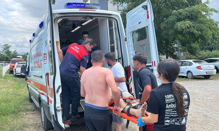 Son Gelişme: Ünye'de boğulma tehlikesi: 2 kardeş hastanede - Son Dakika Haberleri: Gelişmeler Takip Ediliyor