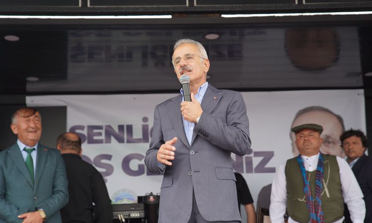 Sıcak Gündem: Uraloğlu: Hiç kimsenin siyasi tercihine bakmaksızın herkese hizmet edeceğiz - Son Dakika Haberle