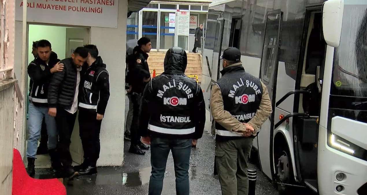 Kritik Açıklama: Uşak Belediyesi'ne yönelik 'rüşvet' soruşturması: 4 yeni gözaltı - Son Dakika