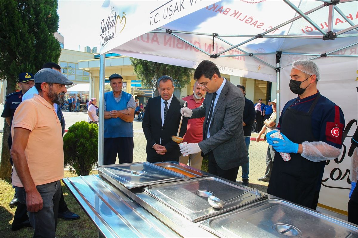 Soup service started in the hospital garden in Uşak - Last Minute