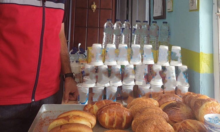 Uşak'ta okul kantinleri ve yemekhaneleri Tarım ve Orman Müdürlüğü denetledi