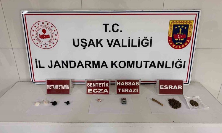 Uşak'ta uyuşturucu operasyonunda gözaltına alınan 6 şüpheliden 4'ü hakkında tutuklama kararı verildi - Son Dak