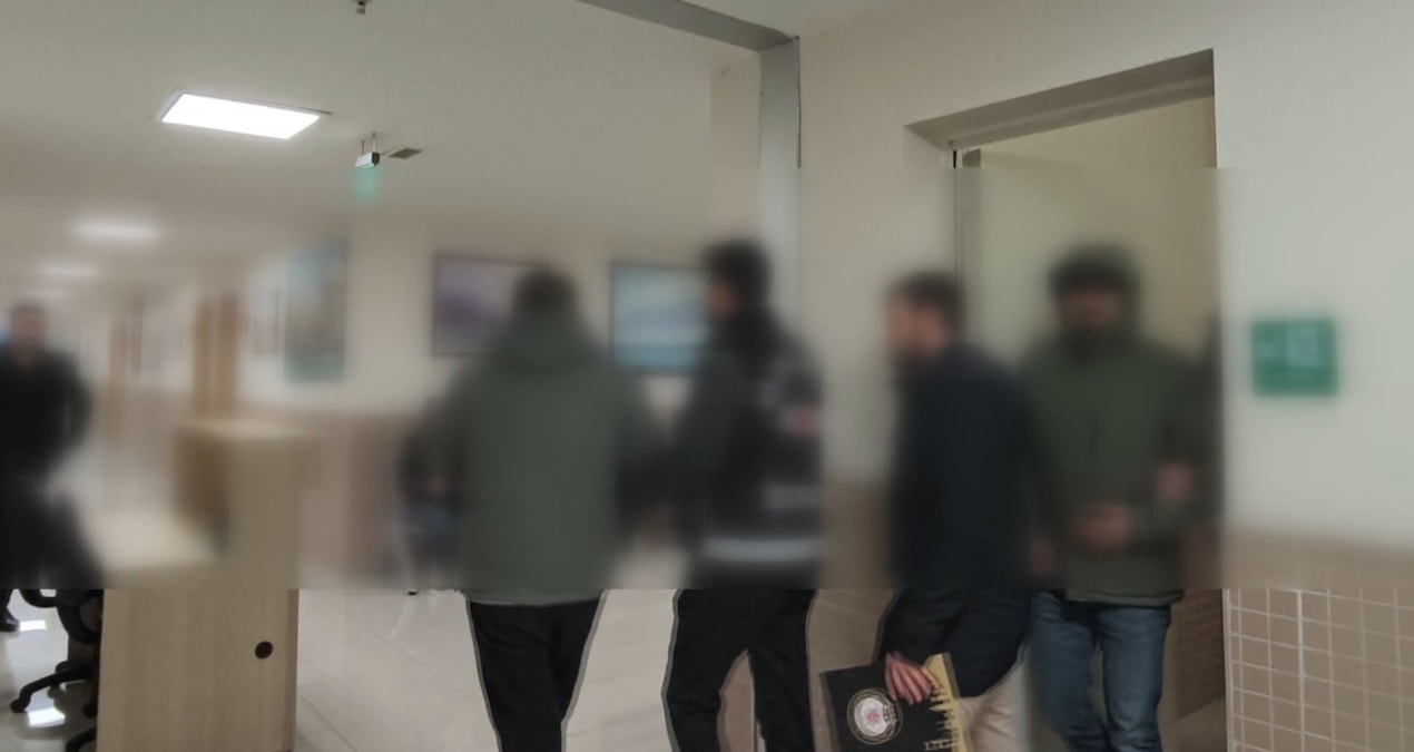 Son Gelişme: Üsküdar Devlet Hastanesi'nde hastalardan rüşvet aldığı iddia edilen 2 doktor adliyeye sevk edildi