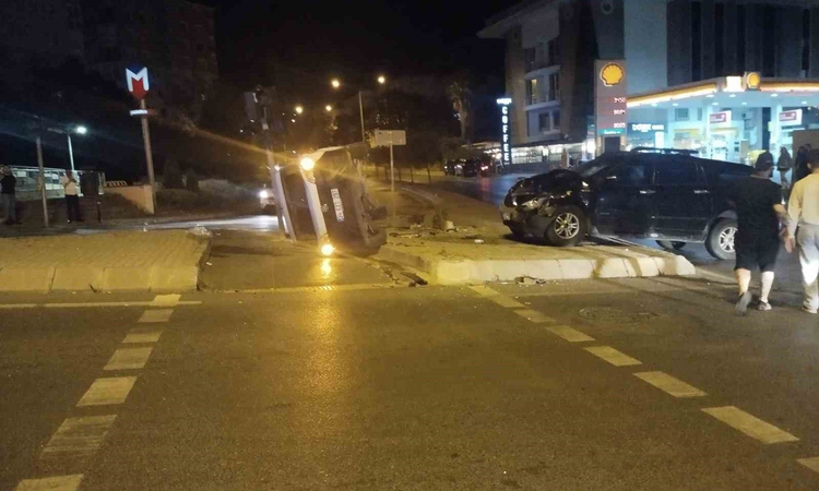 Üsküdar’da iki araç çarpıştı: 1 hafif yaralı | İşte Tüm Ayrıntılar