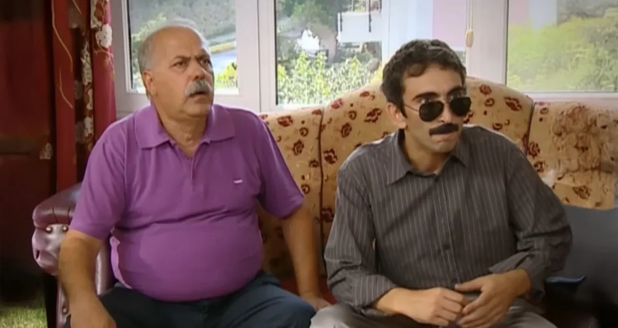 Gündemden Son Bilgiler: Usta oyuncu Ali Tutal'dan acı haber - En Son Haber - Son Dakika Bilgileri