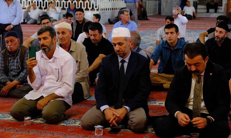 Ayrıntılar Netleşti: Van'da Ezanı Güzel Okuma Yarışması Bölge Finali - Son Dakika | İşte Tüm Ayrıntılar