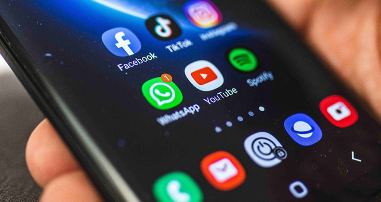 Gündemden Son Bilgiler: WhatsApp'a yeni buton geliyor: Mesajlar silinmeyecek - Haberleri - Son Dakika Bilgiler