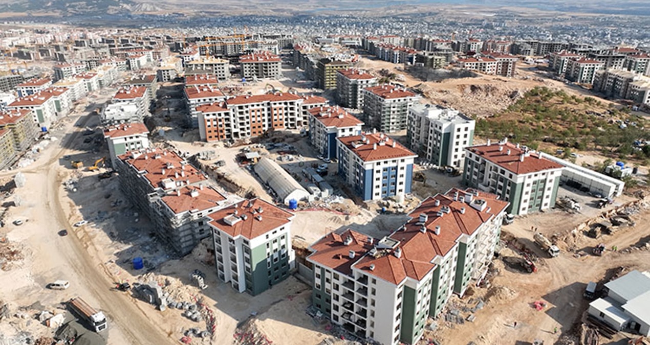Gündemden Son Bilgiler: Yardım bahane ihale şahane - Son Dakika