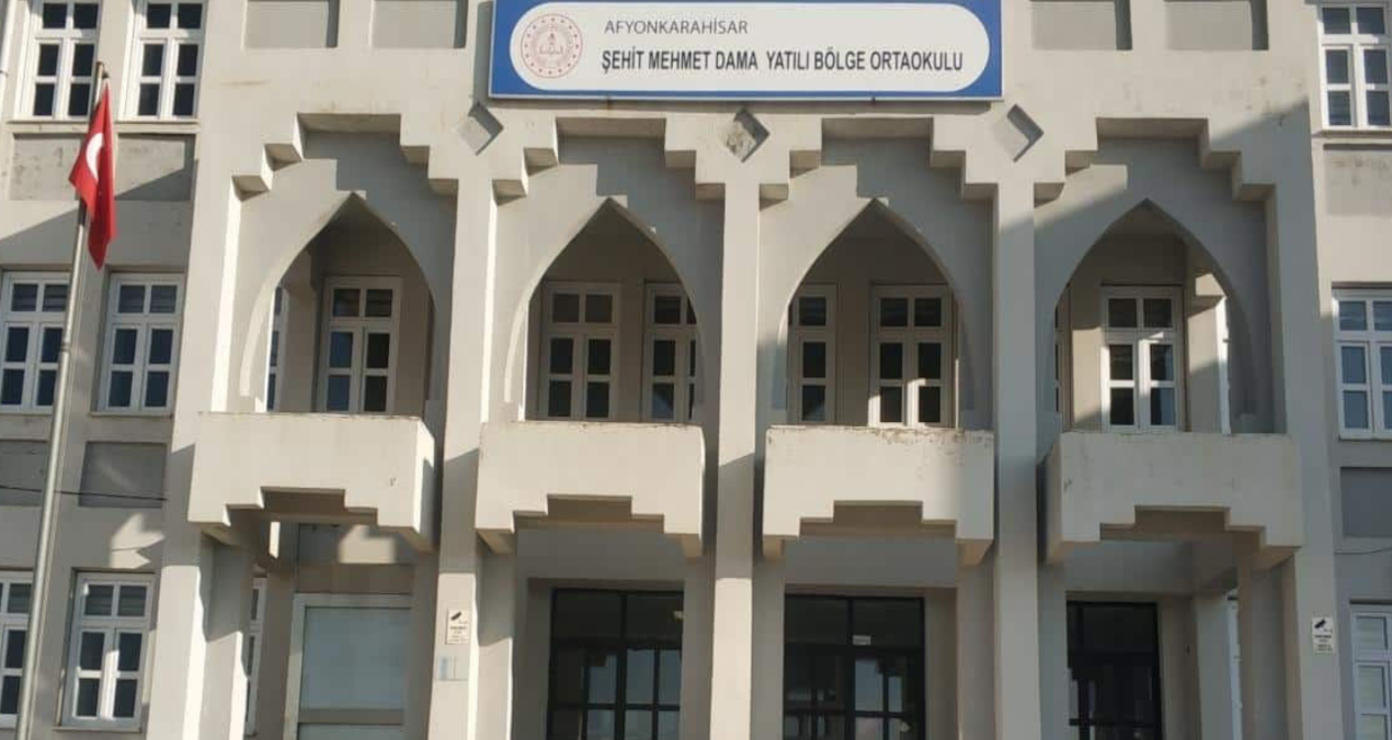 Son Gelişme: Yatılı okulda skandal iddia: Güvenlik görevlisi, öğrenci ve öğretmenlere saldırdı - Son Dakika |