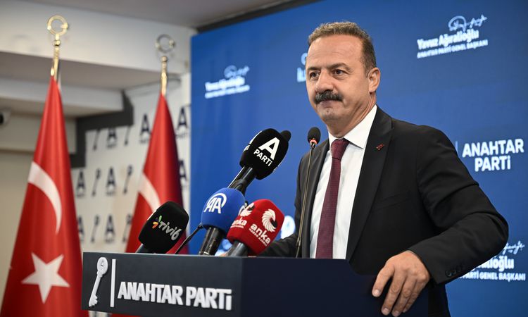 Kritik Açıklama: Yavuz Ağıralioğlu'ndan motorine 4,20 liralık zamma sert yanıt: "Üretimin maliyetini artırarak