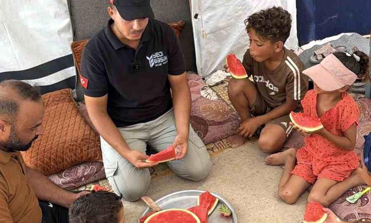 Kritik Açıklama: Yedi Başak, Gazze'de yaz şenliği düzenledi, halka karpuz dağıttı - Son Dakika ve Merak Edilen