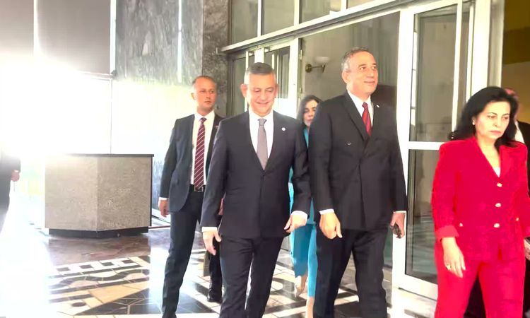 YENİ Parti Grubu Çerçeve Yasa İçin Kapalı Toplantı Yaptı - Haberleri ve Merak Edilenler