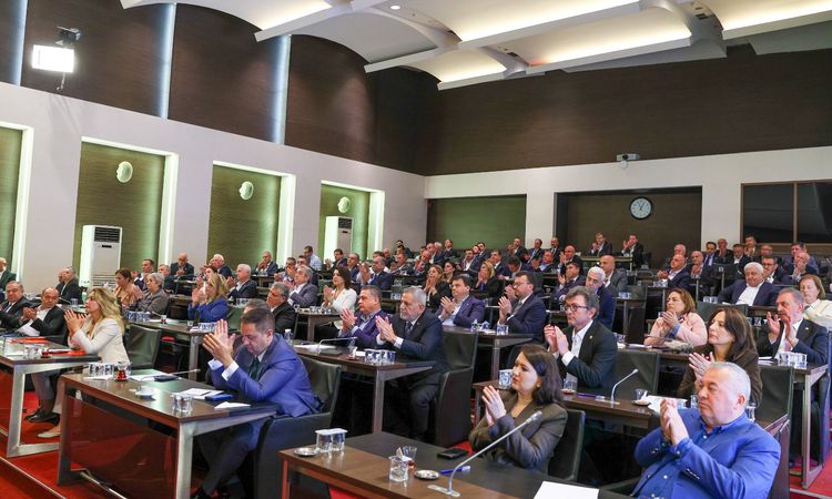 Yeni partinin kurucular kurulu için 90’ın üstünde chp’li milletvekili imza verdi - Son Dakika | İşte Tüm Ayrın