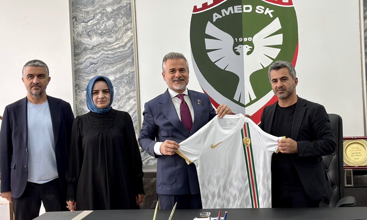 Yeniden Refah Partisi heyeti, Amedspor Başkanı Eren’i ziyaret etti ve Merak Edilenler