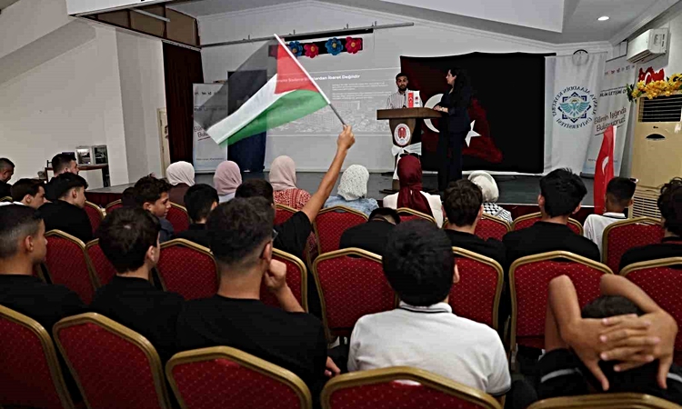 Yıkıntılar arasında bir eğitim mücadelesi: Gazzeli öğrenciler yaşadıklarını anlattı - Son Dakika Bilgileri