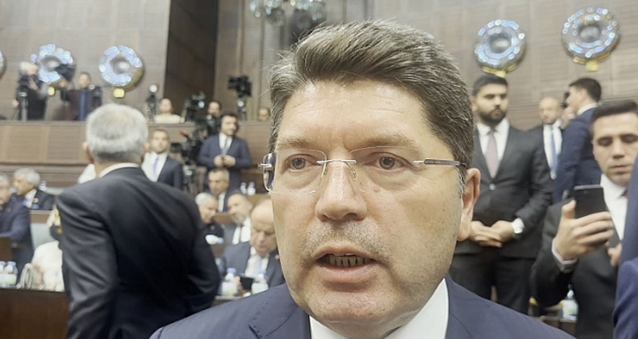 Kritik Açıklama: Yılmaz Tunç görevden alındı, sosyal medyadan açıklama yaptı - Haberleri - Son Dakika Bilgiler