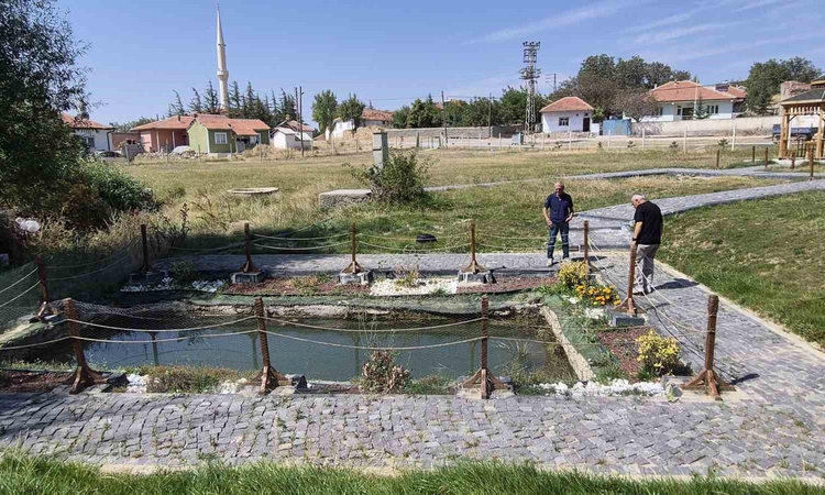 Yozgat Sarıkaya'da Roma dönemine ait olduğu değerlendirilen havuz 20 sene sonra doldu - Son Dakika Bilgileri