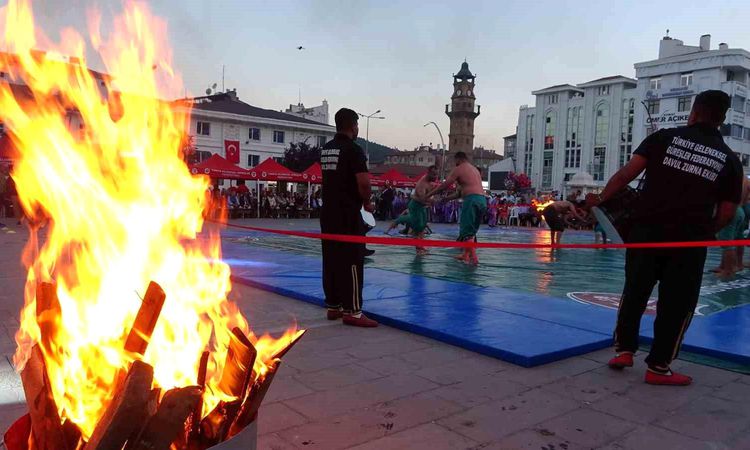 The Spirit of July 15 was kept alive with Karakucak Wrestling in Yozgat - Last Minute