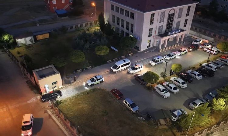 Ayrıntılar Netleşti: Yozgat’ta asayiş uygulaması: 424 kişi sorgulandı - Haberleri ve Merak Edilenler