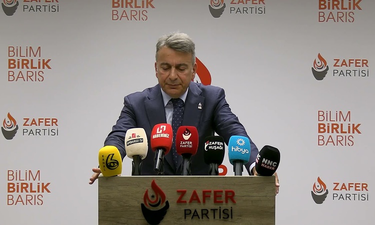 Zafer Partisi Sözcüsü Karamahmutoğlu: Cumhuriyet tarihinin bu en büyük borsa dolandırıcılığı konuşulmasın iste