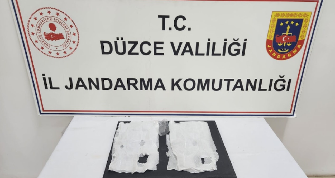 Son Gelişme: Zehir taciri dinlenme tesisinde yakalandı - En Son Haber: Gelişmeler Takip Ediliyor