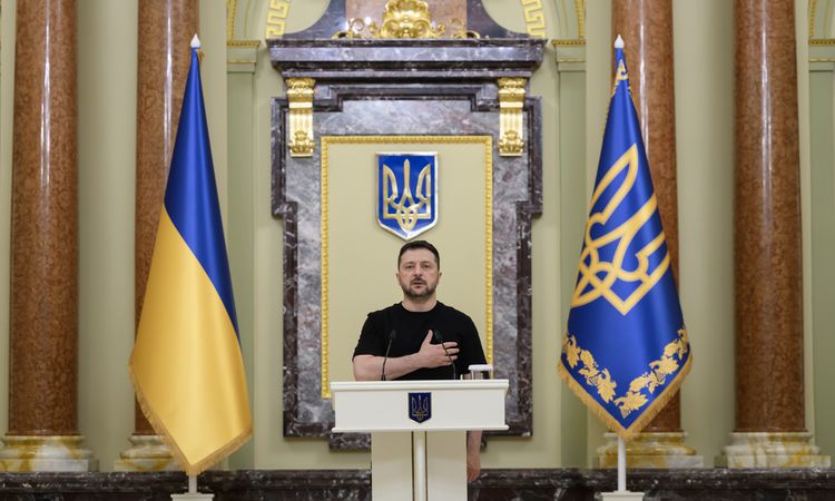 Zelenskiy: Rusya'nın iç kesimlerindeki petrol tesislerini vurduk - Son Dakika Haberleri
