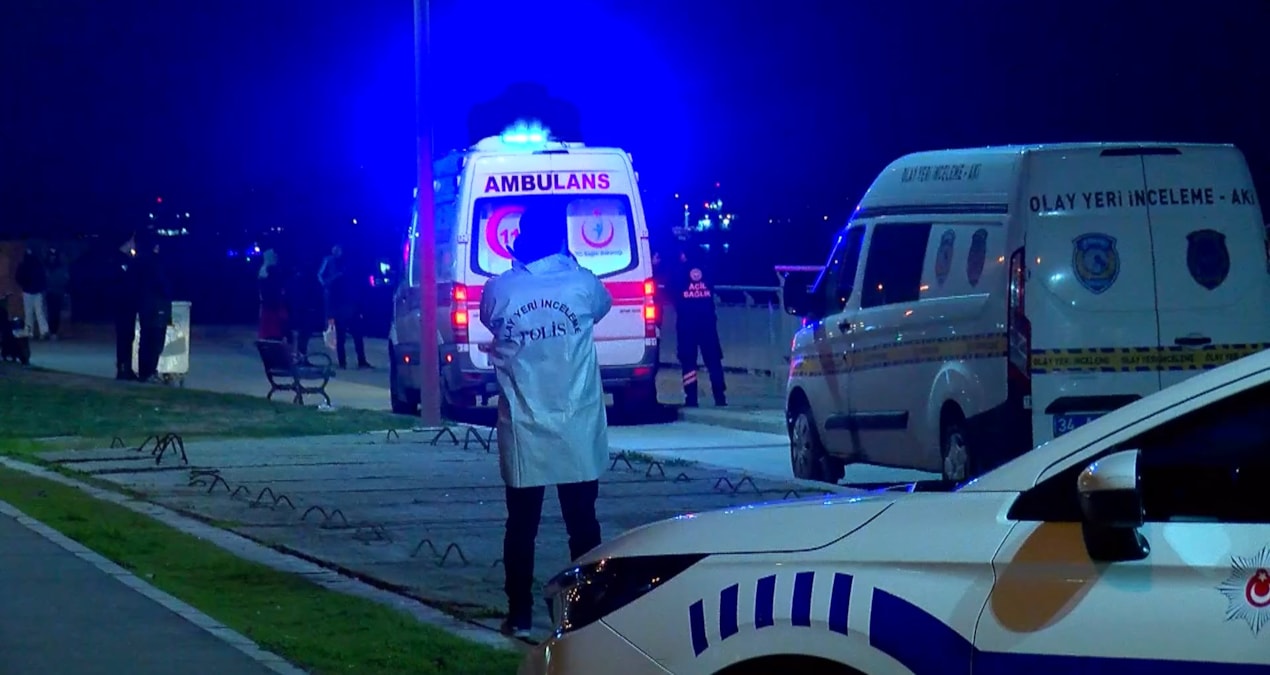 Ayrıntılar Netleşti: Zeytinburnu'nda korkunç olay! Denizde anne ve kızının cesedi bulundu - Son Dakika Haberle